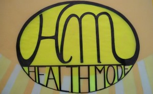 HEALTH MODE - Healthy Living and Natural Harmony Logo